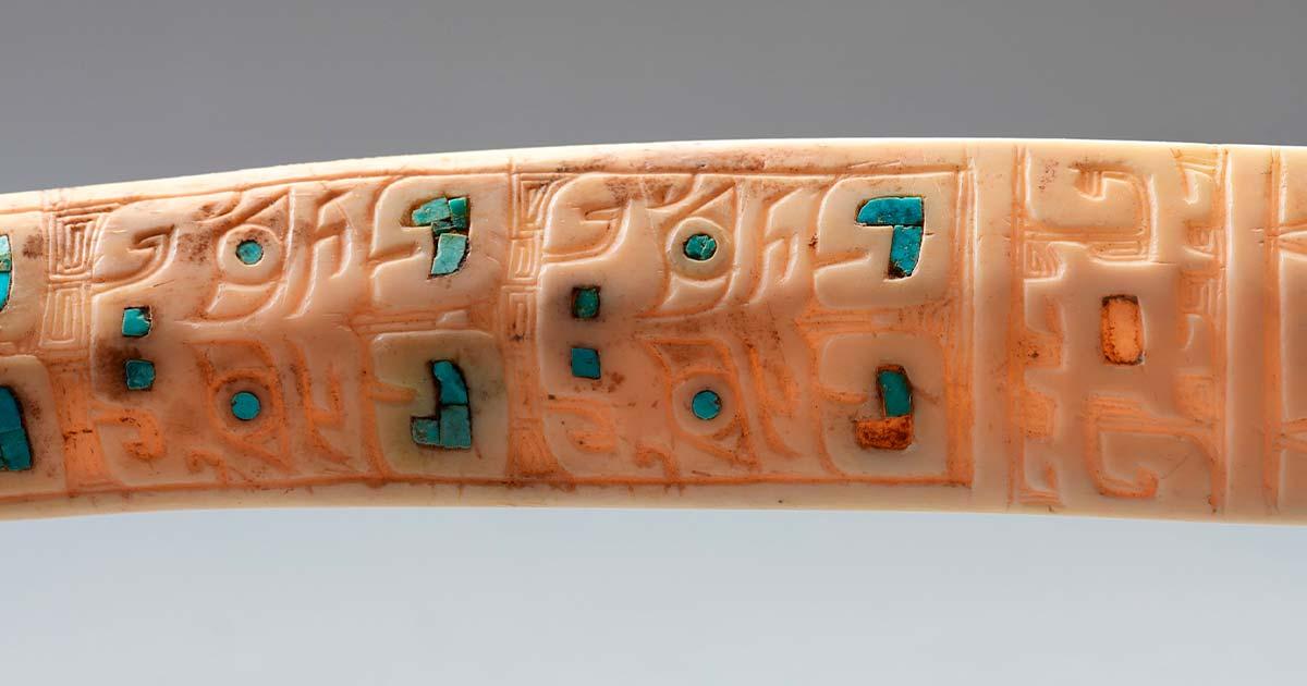 Jade, bronze, and nine elite tombs in a lost town.