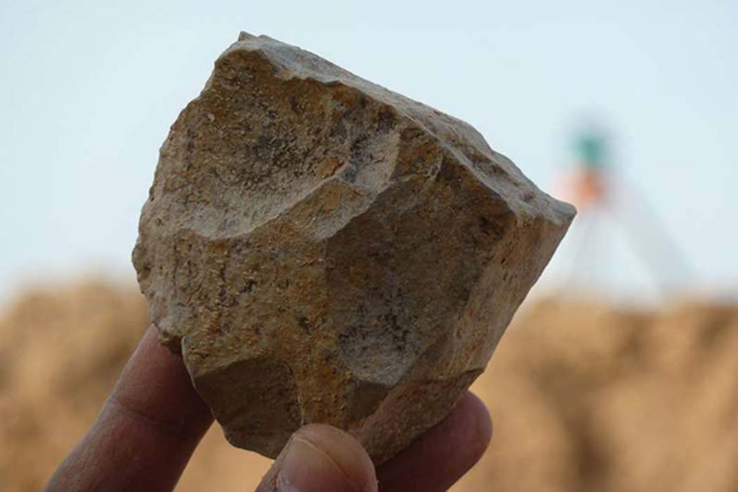 Stone tools far from East Africa