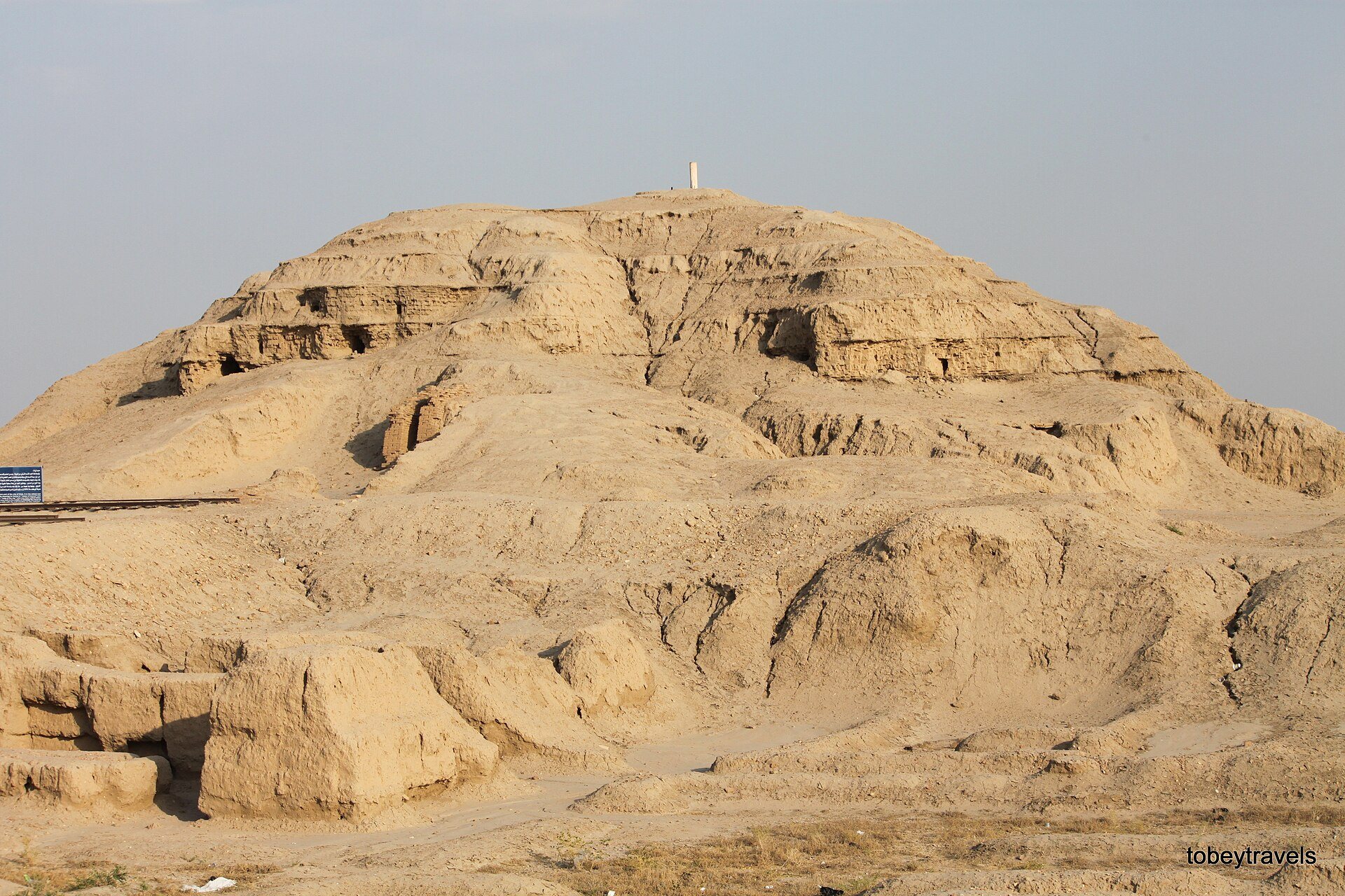The boat near Uruk, sank 4,000 years ago.